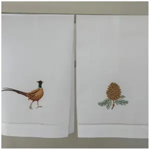 Toalla de invitados bordada a mano, 100% algodón - Product Image 1