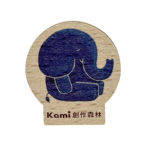 Clip aimanté rond en bois Blue Elephant, porte-mémo décoratif - Product Image 1