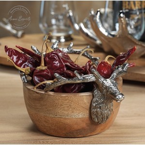 Cuenco de baratija de jirafa rústica Almacenamiento decorativo único Soporte de metal hecho a mano Diseño intrincado Exhibición versátil - Product Image 2