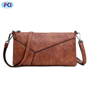 Bolso de mano pequeño Vintage de cuero para mujer, Mini bandolera, de cuero - Product Image 3