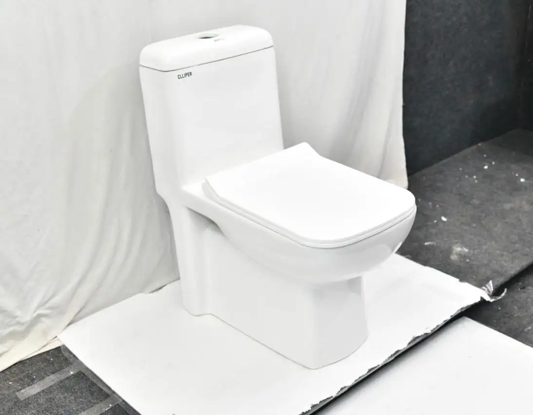 ข้อเสนอสูงสุดในการขายสูงสุด3/4.5L ล้างวัสดุเซรามิกไหลหนึ่งชิ้นน้ำตู้เสื้อผ้าห้องน้ำ