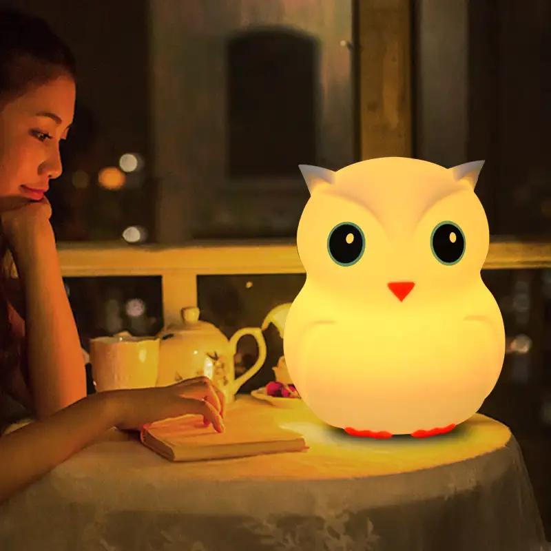 Kid Plush Cuddly Huggable Silicone Owl Animal Multicolor Thay Đổi Đồ Chơi Mini Night Light Sạc Led Night Light Cho Trẻ Em