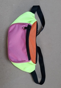 Sac banane mode unisexe sac de taille motif à pois logo personnalisé acceptable fonction antivol fermeture à glissière en polyester boîte sacs - Product Image 5