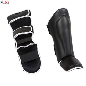 Protège-tibia Muay Thai avec logo personnalisé Protège-jambes MMA Protège-tibia en cuir de haute qualité pour la boxe - Product Image 6