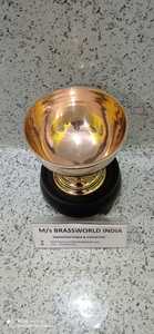 Ciborium moderne en laiton plaqué or fournitures d'église cuivworld inde - Product Image 2