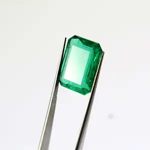 AAA ที่มีคุณภาพสูงห่วงสะอาดธรรมชาติแซมเบียมรกต8.6 Cts ได้รับการรับรองพลอย - Product Image 1