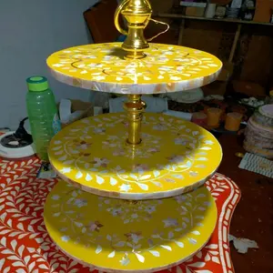 Luxury Wedding Cake Stand Yellow Cake Stand Decorative 3 Layer Cake Stand For Decoration For Wedding Event