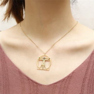 Collar con Colgante de la Escala del Cuerpo Humano de Vitruvio de Da Vinci de Janice Jewelry, Acero Inoxidable Chapado en Oro de 18K, Corte Láser - Product Image 6