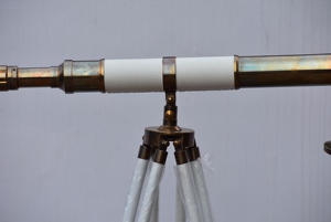 ขาตั้งกล้องทองเหลืองโบราณและหนังสีขาว27 "กล้องโทรทรรศน์พร้อมขาตั้งไม้สีขาว60" ขาตั้งกล้องแบบปรับได้ - Product Image 4