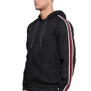 Veste coupe-vent à fermeture éclair à capuche pour hommes de haute qualité sweat à capuche de sport personnalisé avec bandes imperméables pour les Sports de plein air en automne - Product Image 3