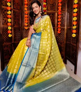Nieuwe Ontwerp Van Banarasi Zijde Saree Met Zware Zari Weven Werk Kanjivaram Saree Voor Dames Feestkleding Sari Met Lage prijs