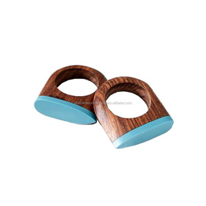 Rond de serviette en marbre naturel Rond de serviette fait à la main Rond de serviette en bois de manguier pour décoration de table à manger - Product Image 1