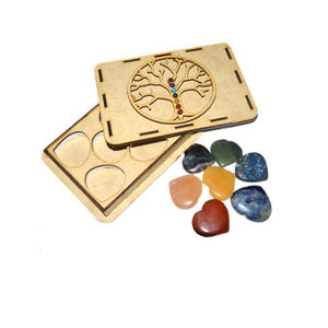 Juego de 7 Chakras Coloridos con Piedras de Chakra, Caja de Regalo con Árbol Sagrado - Product Image 1