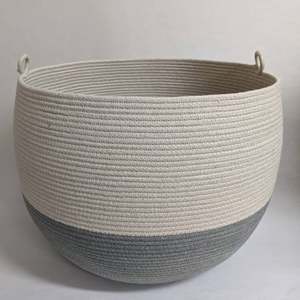 Panier en corde tendance, panier pour couvertures - Product Image 1
