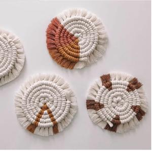 Fait main Coton Anti-dérapant ou Hors Chauffage Macramé Sous-verres Tapis avec Macramé Gland - Product Image 1