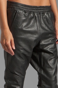 PIHA SPORTS Pantalones de cuero genuino para mujer, color sólido, cintura media, pierna ancha recta, leggings, ajuste delgado, talla grande, estilo vintage de otoño - Product Image 5