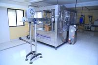 Machine de remplissage automatique pour bouteilles d'eau minérale naturelle, facile à utiliser, meilleure qualité, ml