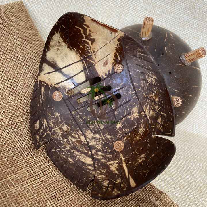 Modern Design Coconut Shell Soap Tray Handmade Wooden Soap Dish and Bamboo Bowls for Hotel Use