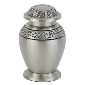 Étoiles et rayures urne souvenir en laiton de style européen fournitures funéraires pour adultes et animaux de compagnie pour le stockage et la décoration des cendres de crémation - Product Image 3