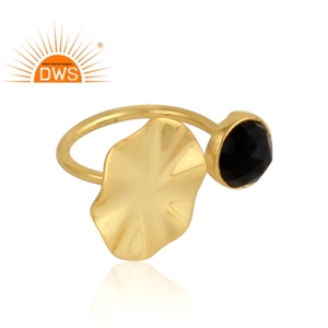 Diseño de disco ondulado 925 anillo de plata chapado en oro para niñas anillo de piedras preciosas de ónix negro Joyería Al por mayor colección clásica - Product Image 2