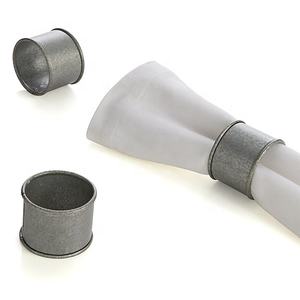 Ensemble élégant de 3 ronds de serviette en métal Design élégant et durable pour des décors de table et de salle à manger sophistiqués - Product Image 1