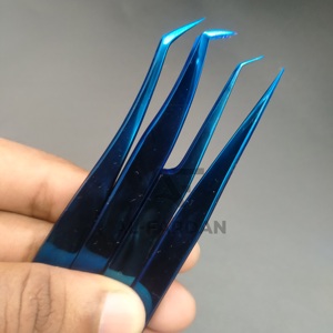 Pinzas con Logotipo Personalizado para Extensión de Pestañas, Color Azul Plasma, Acero Inoxidable Sólido, Agarre Suave, Punta Sin Fibra - Product Image 1