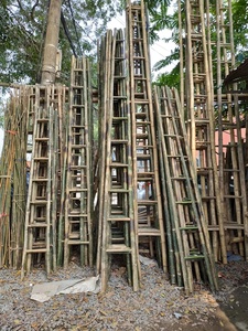 Natural Hanging Bathroom Ladder for <b>Towel</b> - <b>Bamboo</b> Ladder Decorating Home - Product Image 5