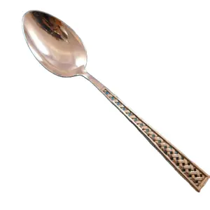 Cucchiaio di metallo per posate dal Design moderno cucchiaio da minestra in acciaio inossidabile lucidato argento di qualità Premium per uso ristorante