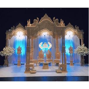 Mandap de Madera con Diseño de Pavo Real para Bodas Indias de Gujarat, Mandap Mayura para Bodas Indias, Mandap Mahal Tallado en Madera para Australia - Product Image 1
