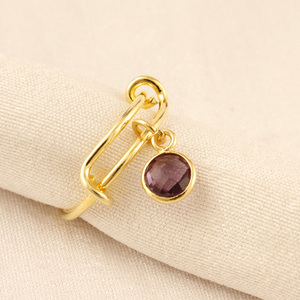 Diseño de moda Checker cut púrpura amatista cuarzo encantos anillo Latón chapado en oro anillo forma redonda bisel ajuste anillos ajustables - Product Image 1