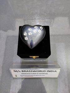 aluminum hand painted white angel cat heart keepsake pet cremation urn <b>funeral</b> <b>supplies</b> pet heart urn - Product Image 6