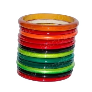 Bracelet en résine - Product Image 1