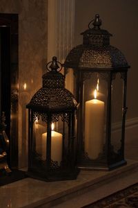 Linternas de metal blanco de alta calidad con acabado antiguo Decoraciones de diseño personalizadas Venta caliente Decoración para el hogar para Navidad - Product Image 3
