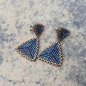 Pendientes de cuentas Miyuki Bliss hechos a mano - Product Image 1