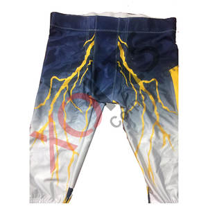 Superbes uniformes personnalisés de football américain à manches courtes respirants avec des vêtements de sport imprimés par sublimation de style jaune noir unique - Product Image 2