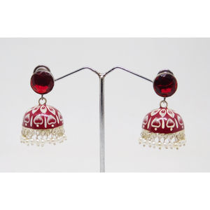 treanding handpainting silver look alike stone stud earings - Product Image 4