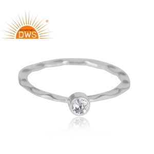 Anillo de Plata de Ley 925 martillado, joyería de Zirconia cúbica, venta al por mayor - Product Image 2