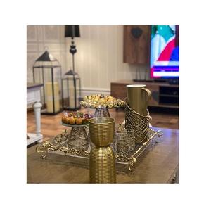 Plateau de service rectangulaire en acrylique pour chocolats et dattes, avec poignées en bois, qualité supérieure, en vente - Product Image 4