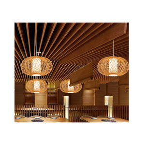 โคมไฟระย้าไม้ไผ่ที่เป็นมิตรต่อสิ่งแวดล้อมทำด้วยมือจากกษัตริย์โคมไฟเพดานแบบเวียดนามโคมไฟโป๊ะโคมไฟไม้ไผ่ - Product Image 1