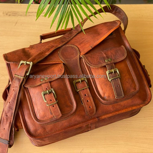 Sac messager unisexe en cuir de chèvre véritable fait à la main pour le bureau - Product Image 1