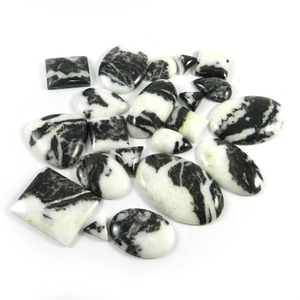 พลอยสีม่วงผสมหินโมราม้าลายธรรมชาติ102.18 Gms - Product Image 1
