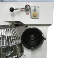 Mélangeur à pâte à pizza électrique commercial 60 litres, planétaire, avec bol en acier inoxydable et fouet métallique, pour usage en boulangerie
