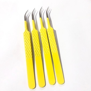 Pince à épiler professionnelle en acier inoxydable à pointe argentée avec logo personnalisé outil d'isolation enduit de poudre jaune - Product Image 4