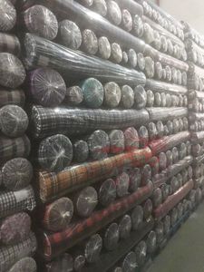 Tissu de chemise en flanelle 100% coton non rétractable dernier modèle techniques tissées teintes en fil brossé pour vêtements de sport - Product Image 4