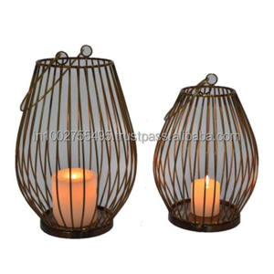 Porte-bougie décoratif artisanal en fer avec différentes finitions pour la décoration de Noël - Product Image 2