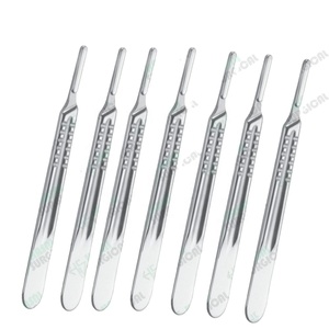 Mango de bisturí de alta calidad No 4 Logotipo personalizado quirúrgico Embalaje personalizado Color personalizado Hecho en Pakistán - Product Image 1