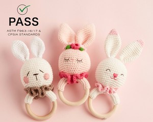 Sonajero de Conejito de Ganchillo para Bebé de Vietnam - Product Image 5