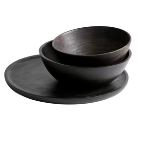 Bol de service en bois manga noir, de couleur noire en bois - Product Image 1