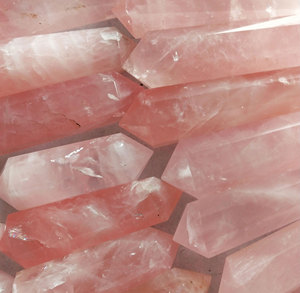 Cuenco de Cuarzo Rosa, Piedra Preciosa Natural, Piedra Curativa, Pirámide de Doble Punta, Cristal de Chakra, Proveedor Mayorista, Artículo de Regalo - Product Image 5