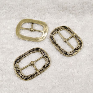 Hebilla de cinturón de cobre negro medieval estilo vikingo BC - Product Image 4